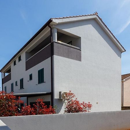 Apartment Adria 3 Malinska Exterior photo