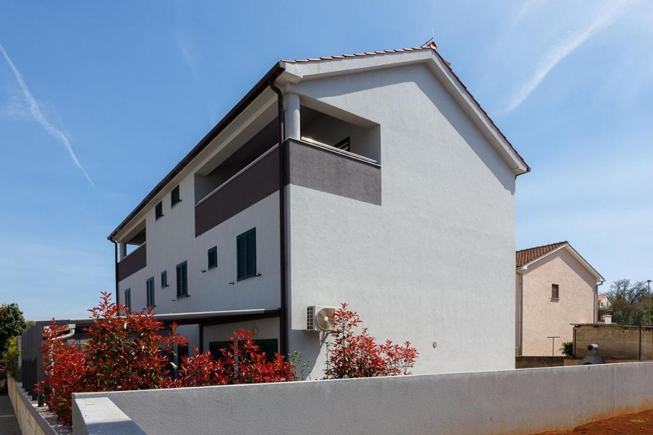 Apartment Adria 3 Malinska Exterior photo